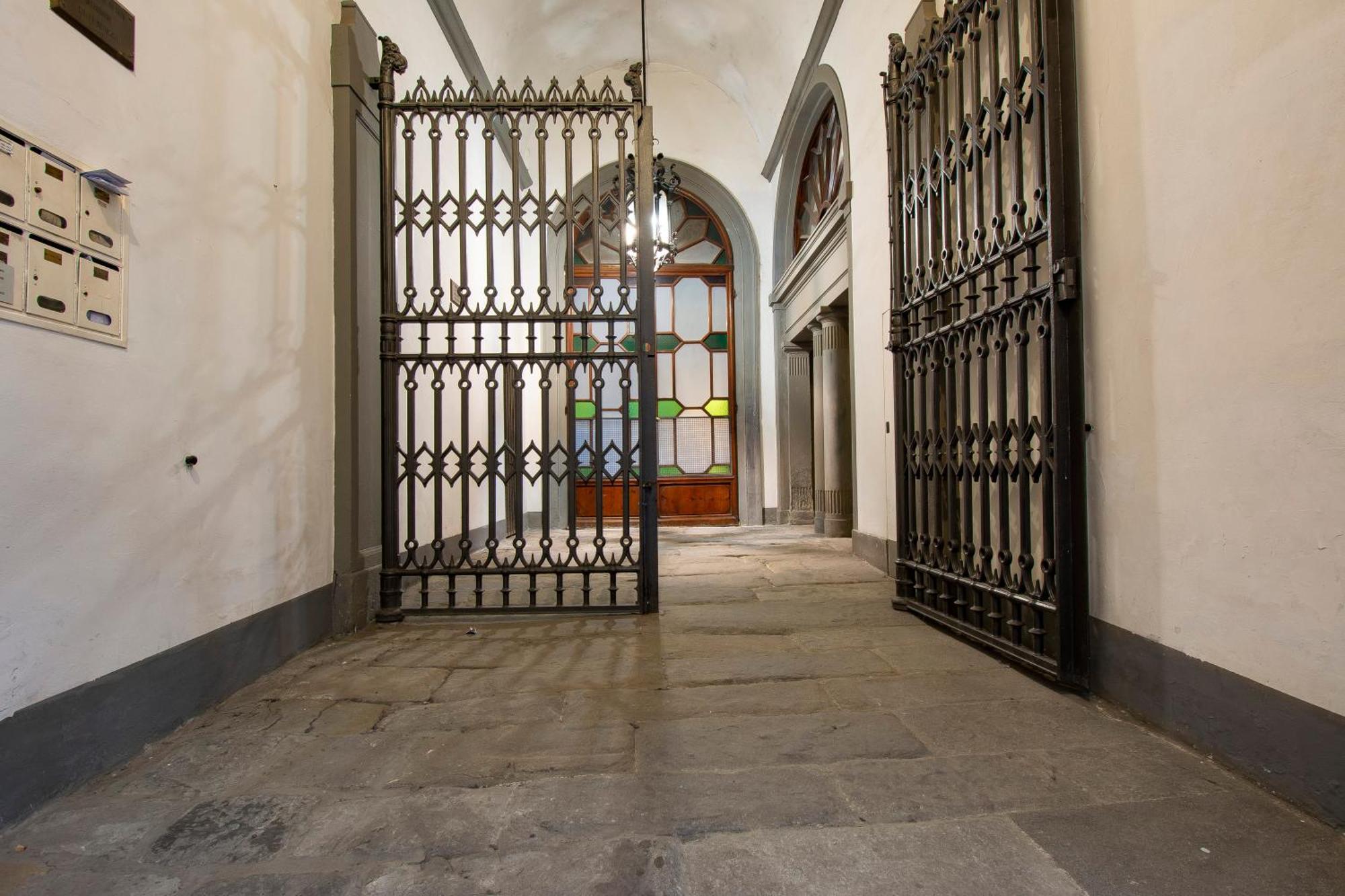 N4U Guest House Florencia Exterior foto