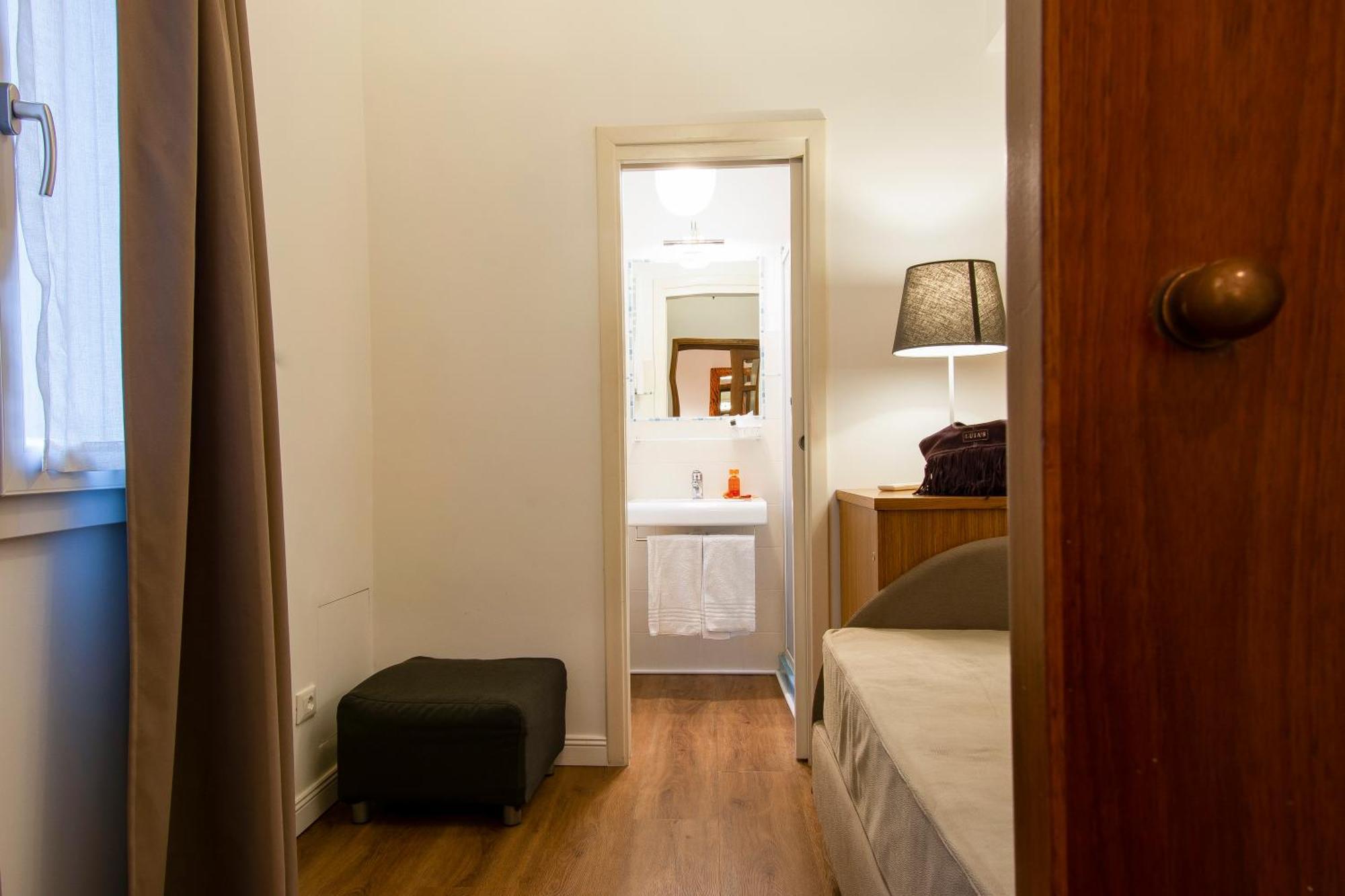 N4U Guest House Florencia Exterior foto