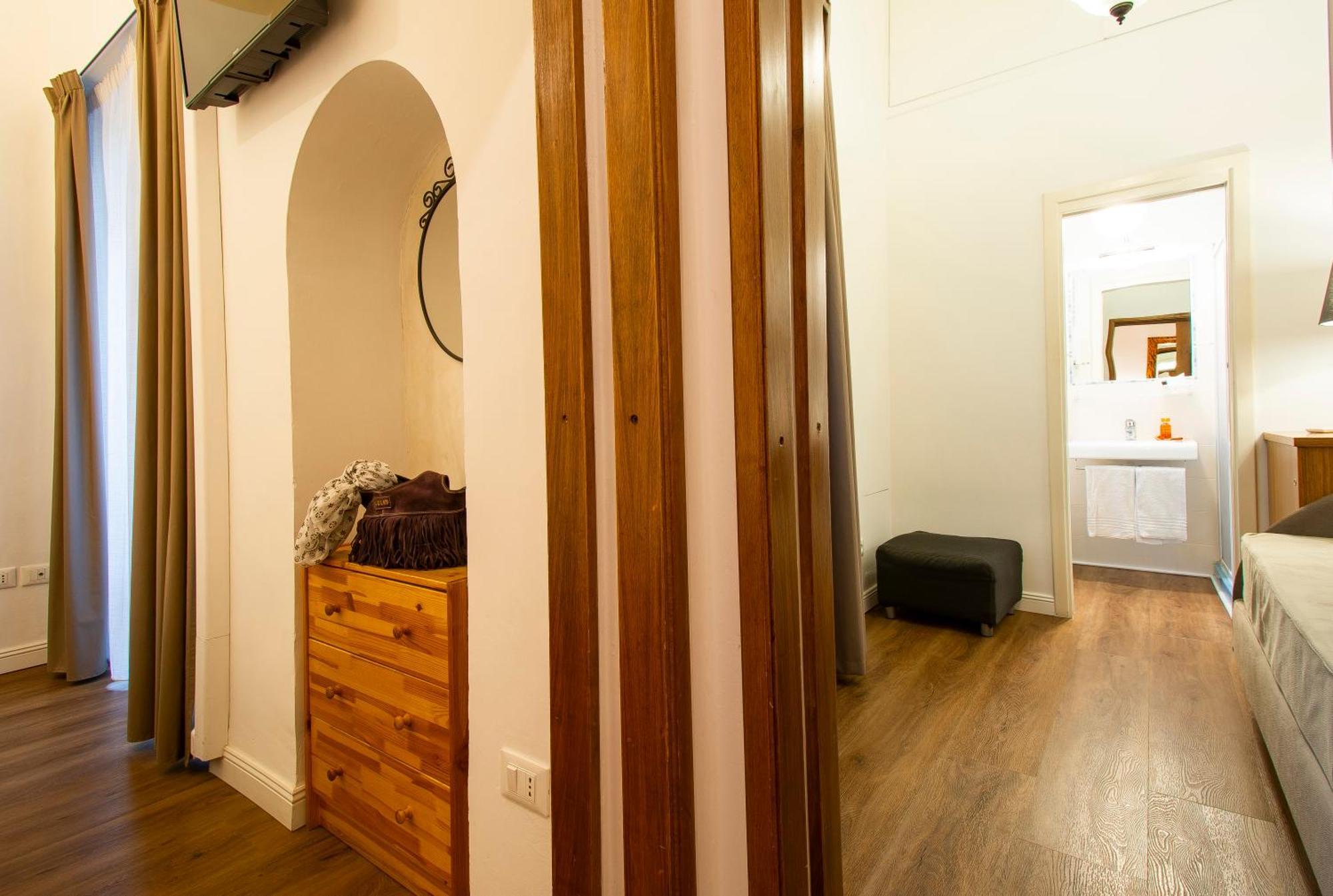 N4U Guest House Florencia Exterior foto